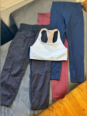 lululemon athletica BUNDLE  Active Leggings with Beige Care Tag